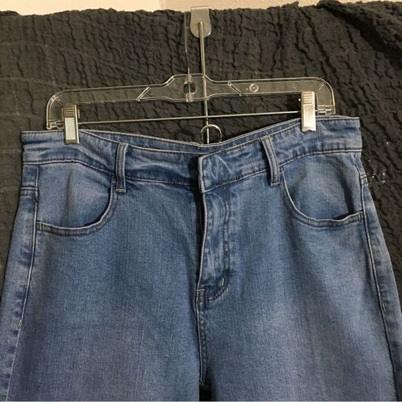 Gianni Bini Blue Wide Flared Jeans Size Large - Picture 2 of 8